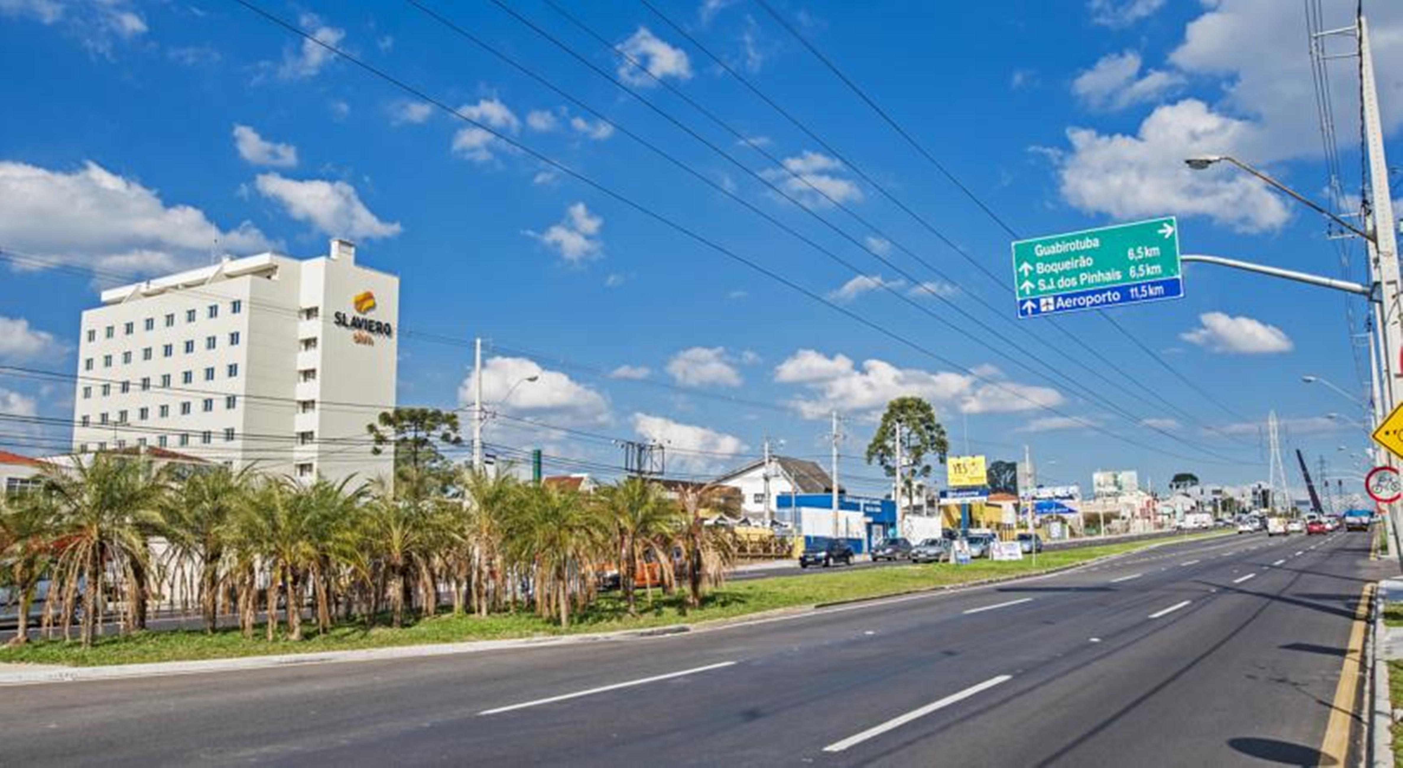 Slim Curitiba Av Das Torres Buitenkant foto